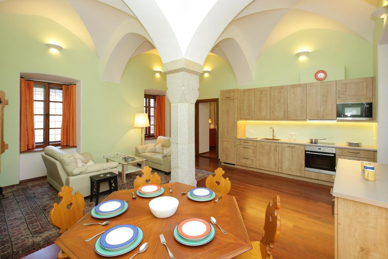 Schlossresidenz Fischhorn Фуш-ан-дер-Гросглокнерштрассе Экстерьер фото