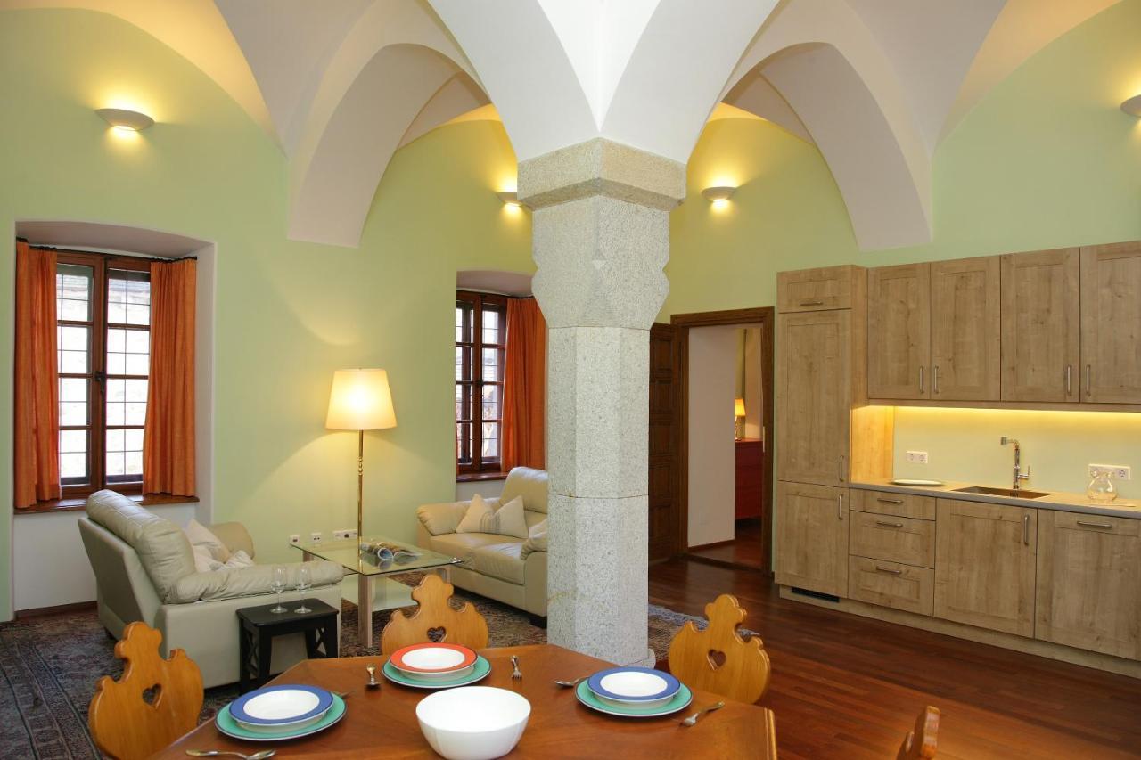 Schlossresidenz Fischhorn Фуш-ан-дер-Гросглокнерштрассе Экстерьер фото