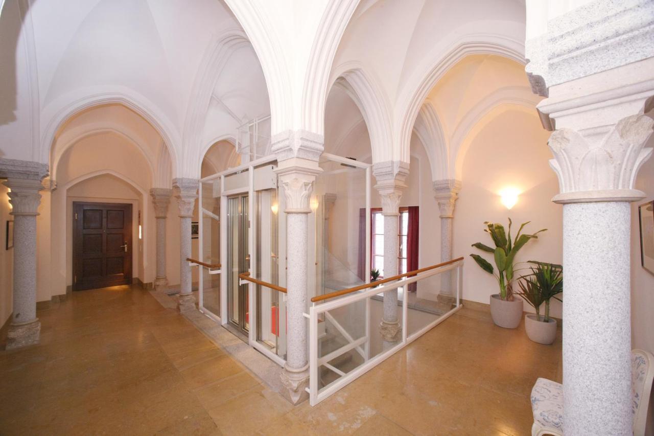 Schlossresidenz Fischhorn Фуш-ан-дер-Гросглокнерштрассе Экстерьер фото